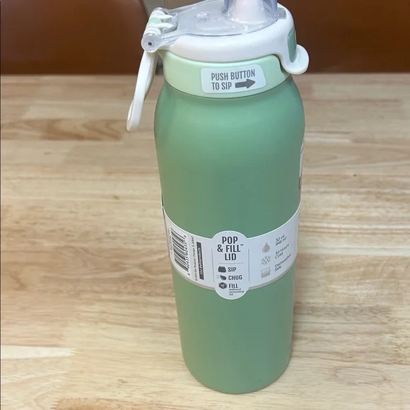 Ello Sage Green Water Bottle with Flip Lid - Picture 5 of 8